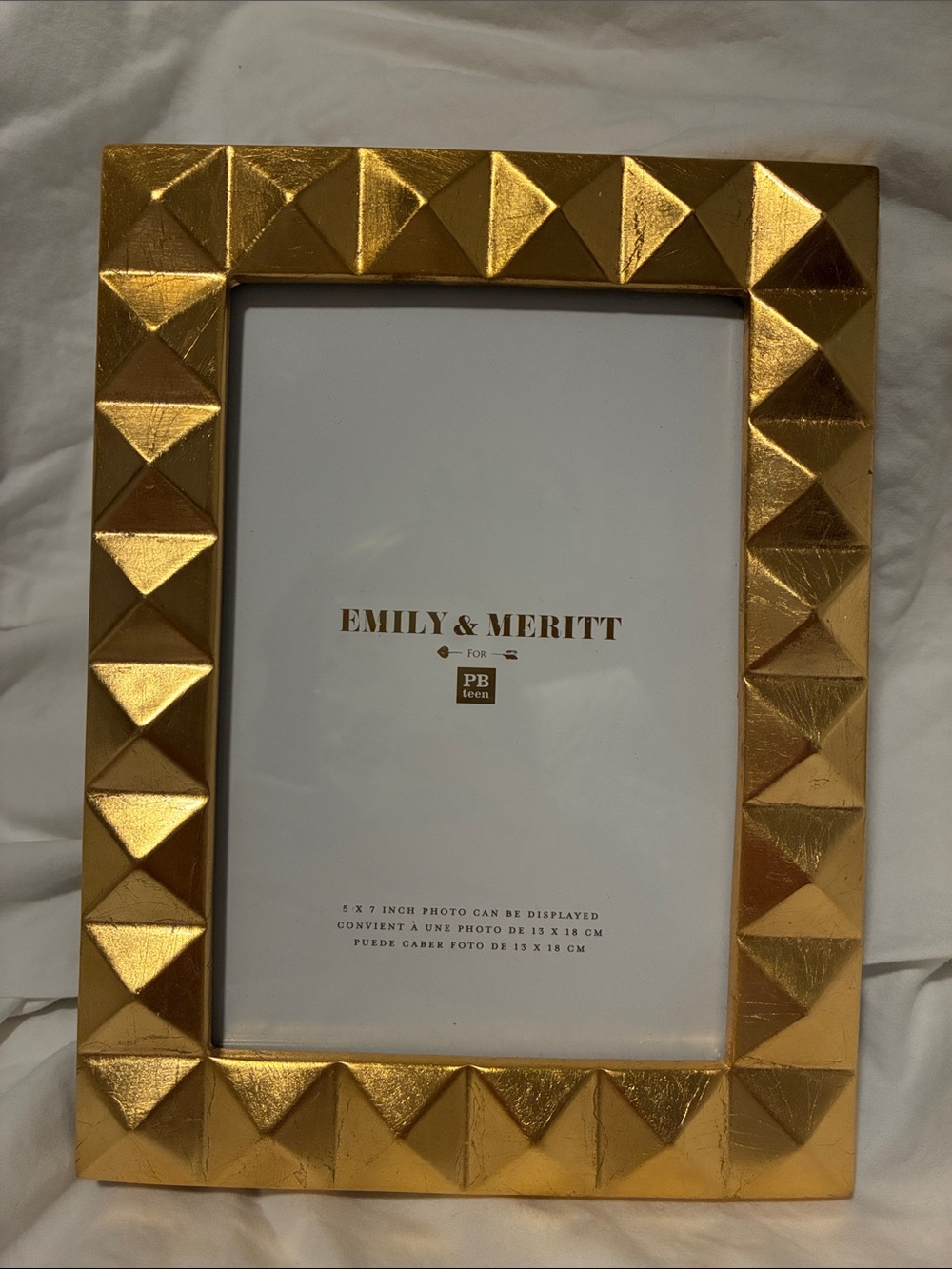NWT PB Teen Gold Table Top Picture Frame for 5x7 Image. Modern and Eye-Catching